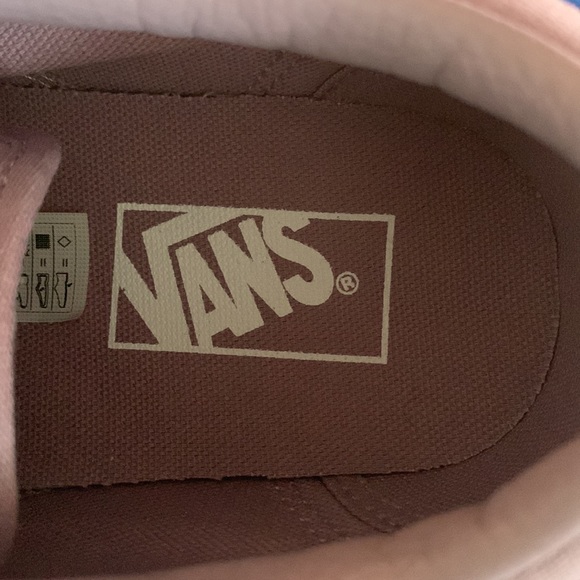 🎁🎄 🎁🎄🎁🎄 🎁🎄🎁🎄
👟NWT Unisex Old Skool Vans 👟 - Picture 10 of 11